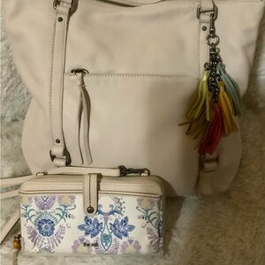 The Sak Vanilla Leather tote and Wallet